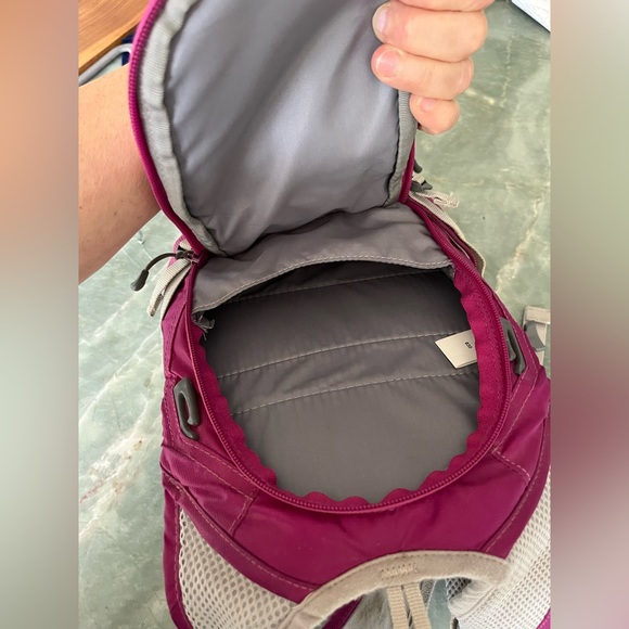 CamelBak Magic Purple Backpack - Picture 3 of 3